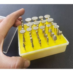 فرز مخصوص طراحی روی سنگ